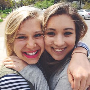 Meet your Posher, Lauren